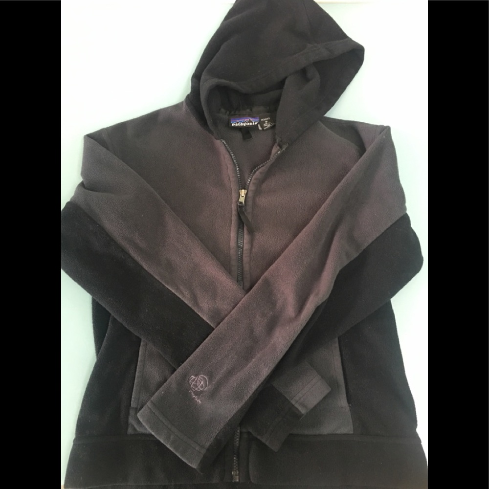 Patagonia women’s hoodie